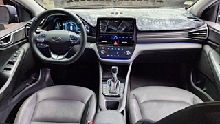 HYUNDAI IONIQ HYBRID 2019