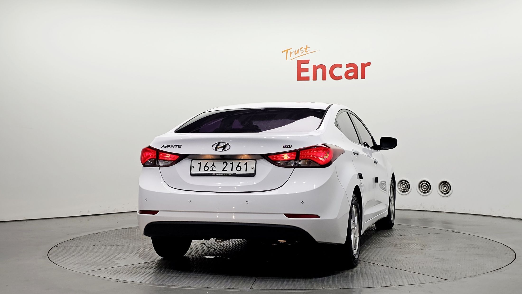 HYUNDAI AVANTE 2014