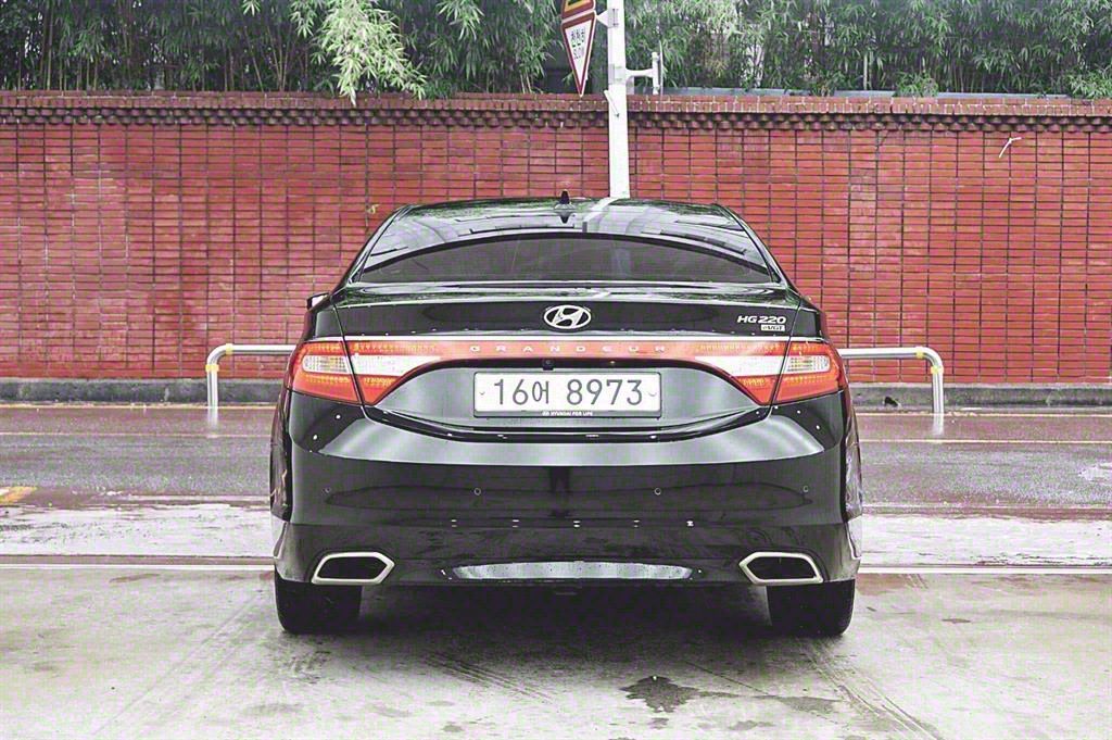 HYUNDAI GRANDEUR HG 2014