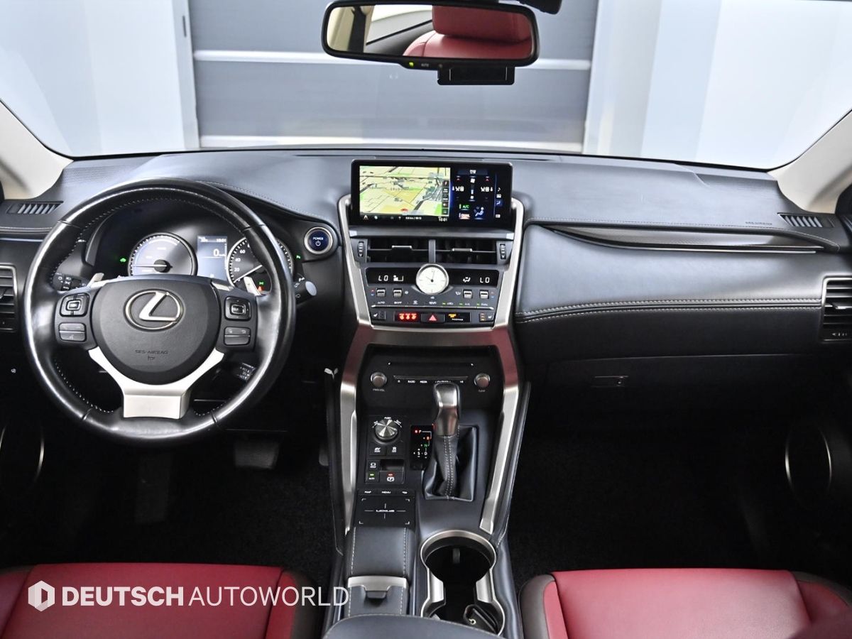 LEXUS NX300H 2017