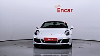 PORSCHE 911 2017