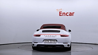 PORSCHE 911 2017