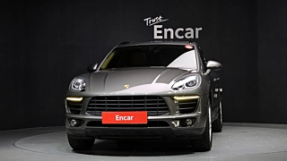 PORSCHE MACAN 2015