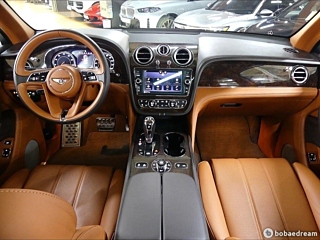BENTLEY BENTAYGA 2020
