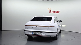 HYUNDAI GRANDEUR HYBRID GN7 2023