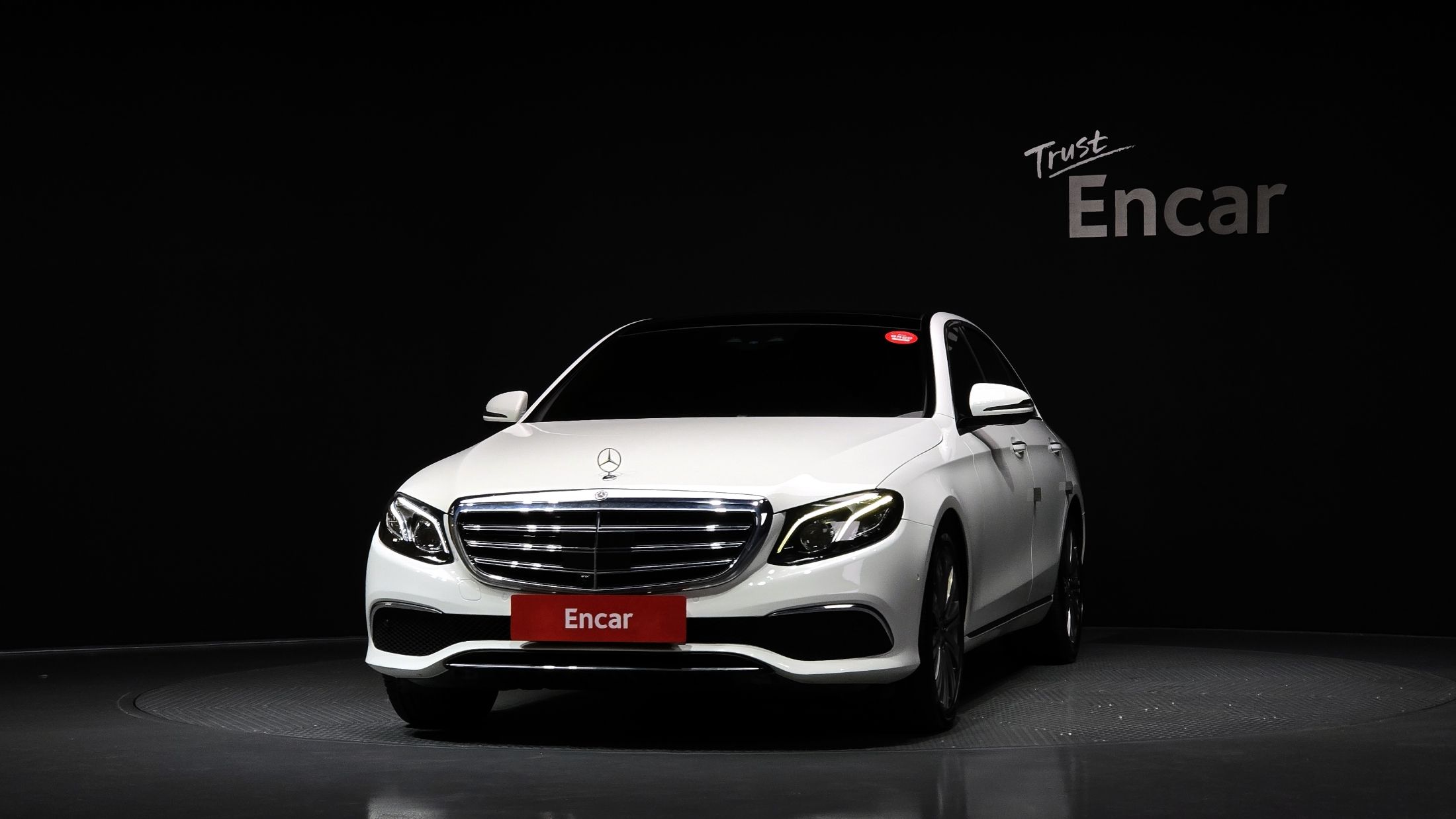 MERCEDES BENZ E-CLASS W213 2017