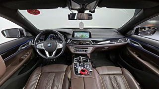 BMW 7-SERIES G11 2018