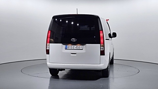 HYUNDAI STARIA 2023