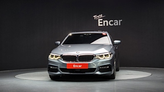 BMW 5-SERIES G30 2017
