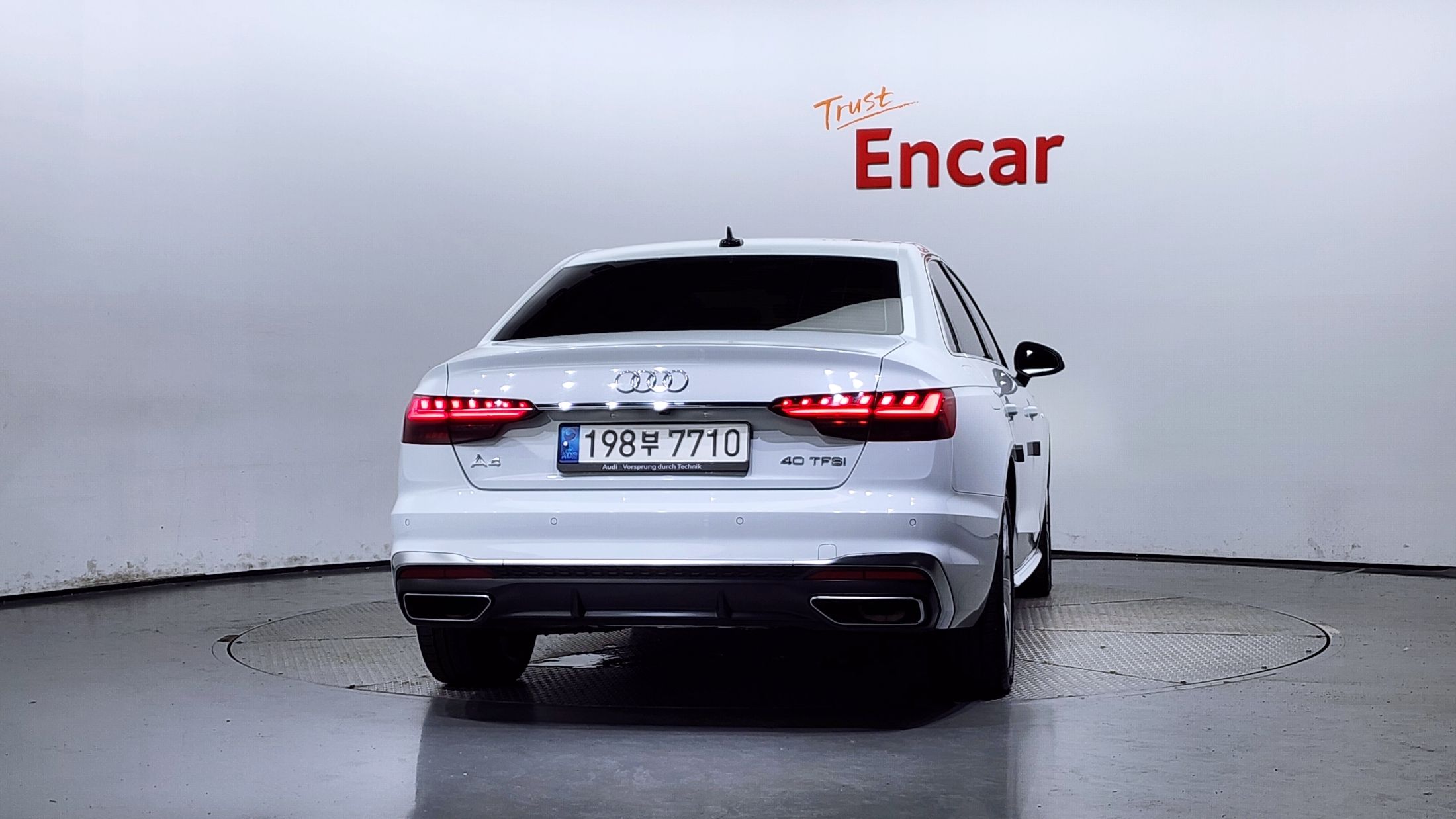 AUDI A4 B9 2021
