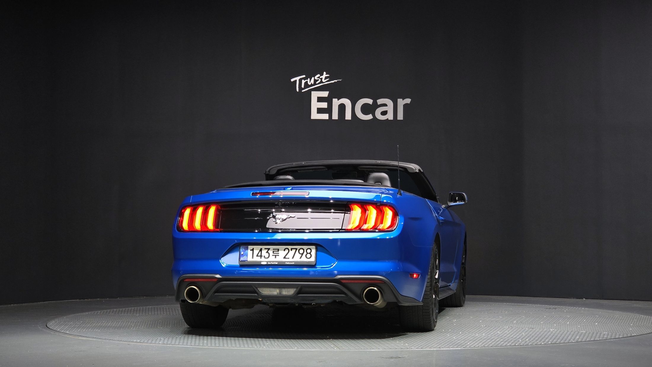 FORD MUSTANG 2020
