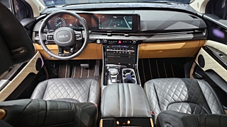 KIA CARNIVAL 2023