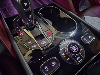 BENTLEY BENTAYGA 2021