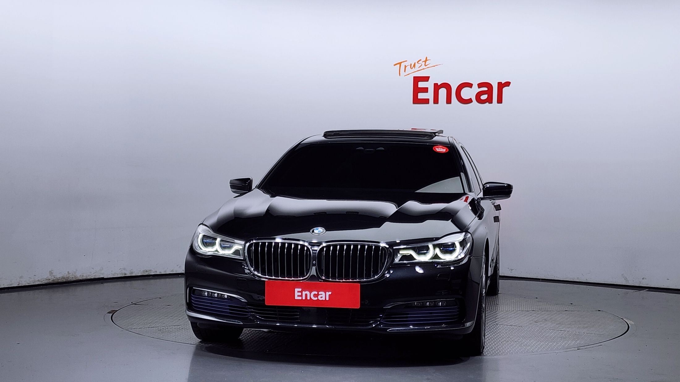 BMW 7-SERIES G11 2016