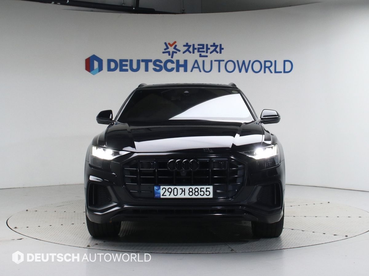 AUDI Q8 4M 2021