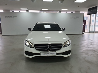 MERCEDES BENZ E-CLASS W213 2020