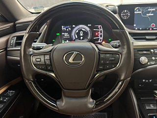 LEXUS ES300H 2021