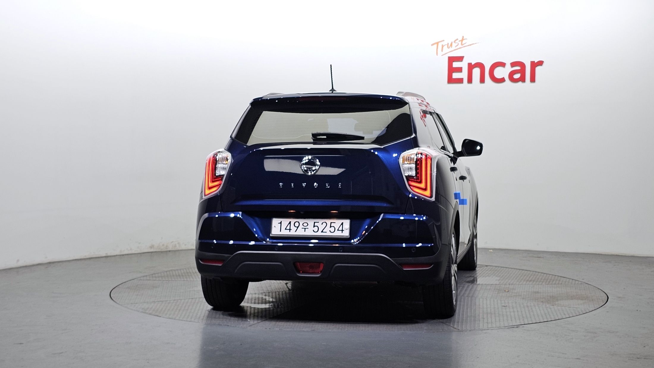 SSANGYONG TIVOLI VERY NEW 2020