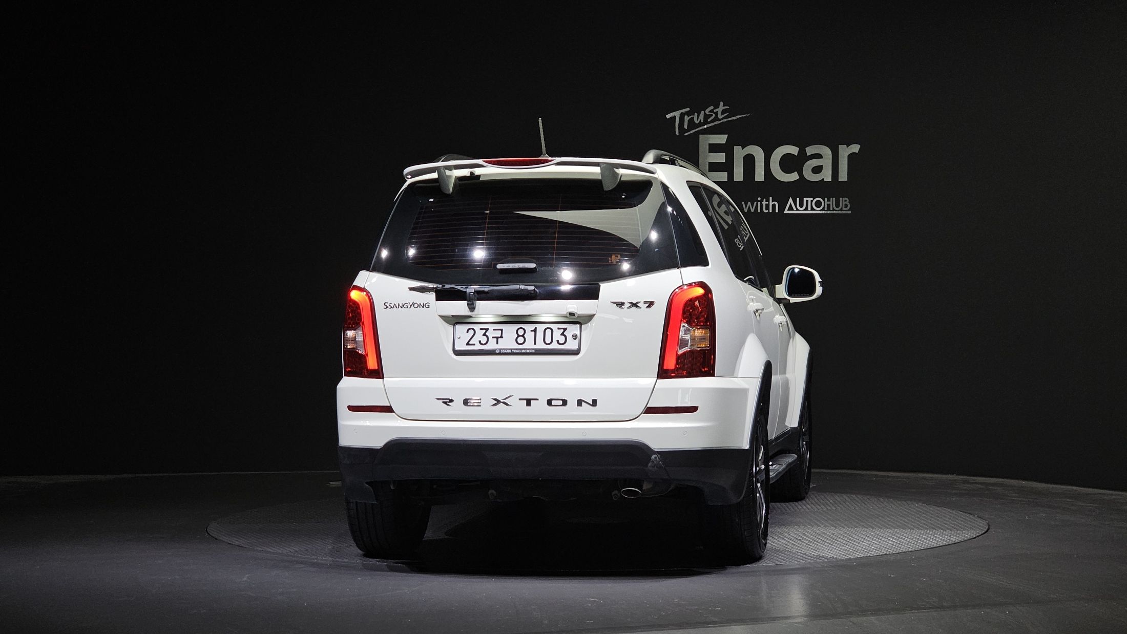 SSANGYONG REXTON W 2014