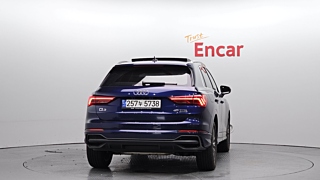 AUDI Q3 F3 2024