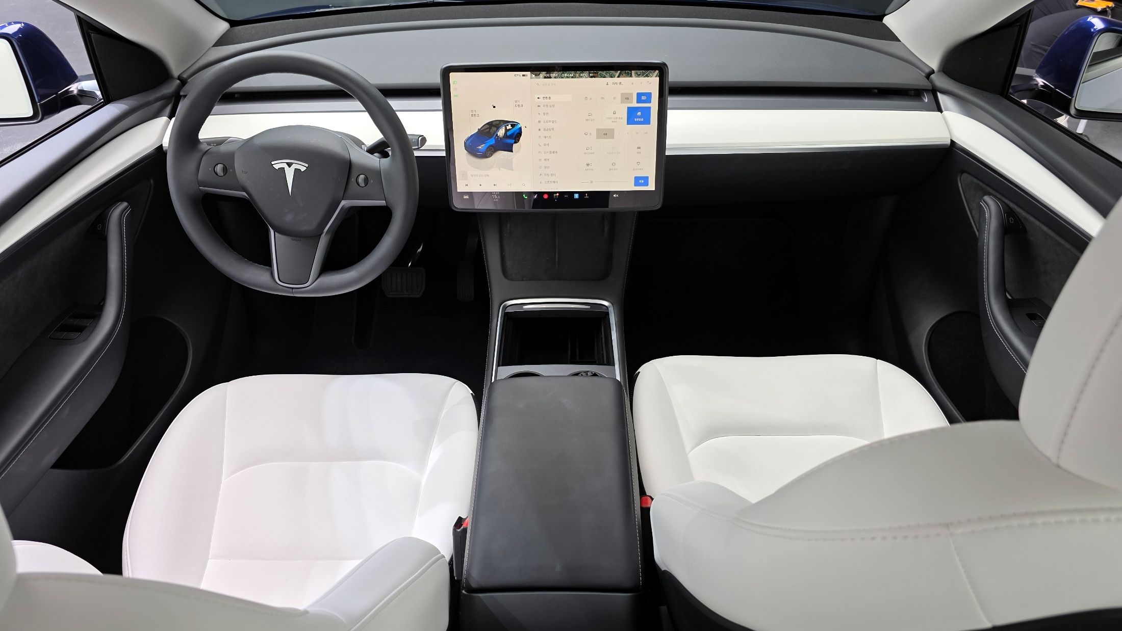 TESLA MODEL Y 2024