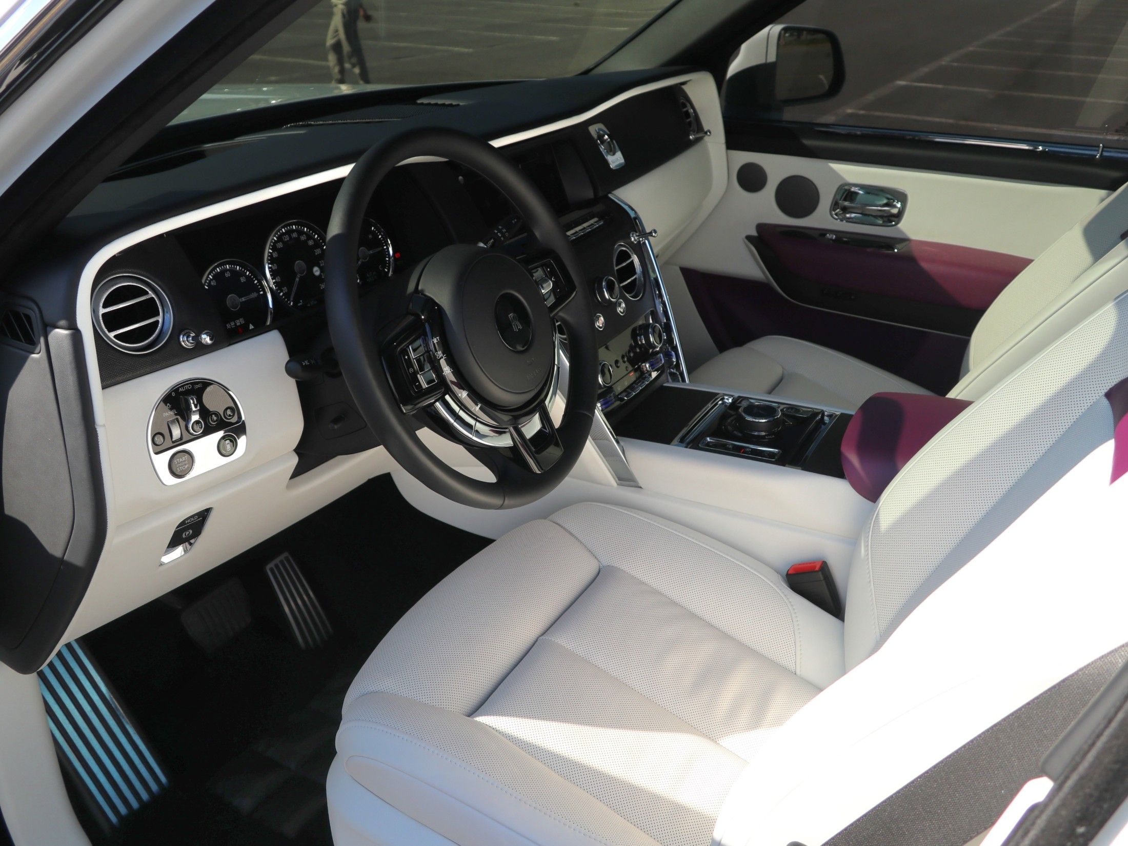 ROLLS ROYCE CULLINAN 2019