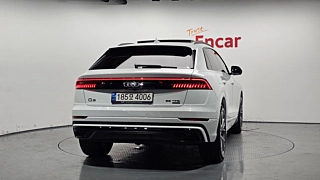 AUDI Q8 4M 2022