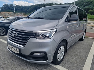 HYUNDAI STAREX GRAND 2021