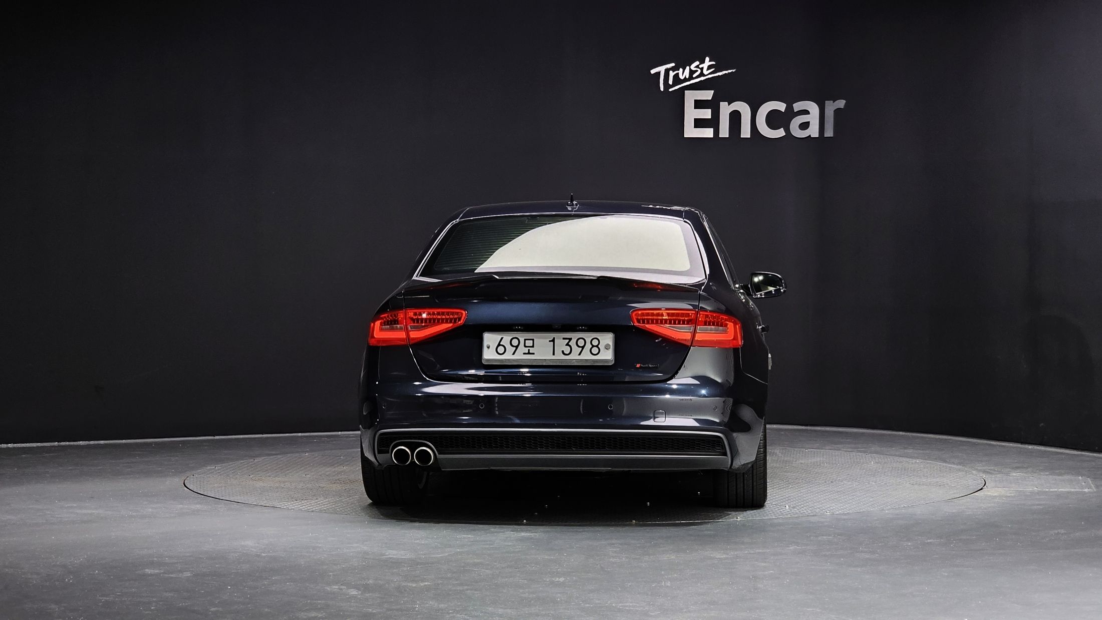 AUDI A4 2015
