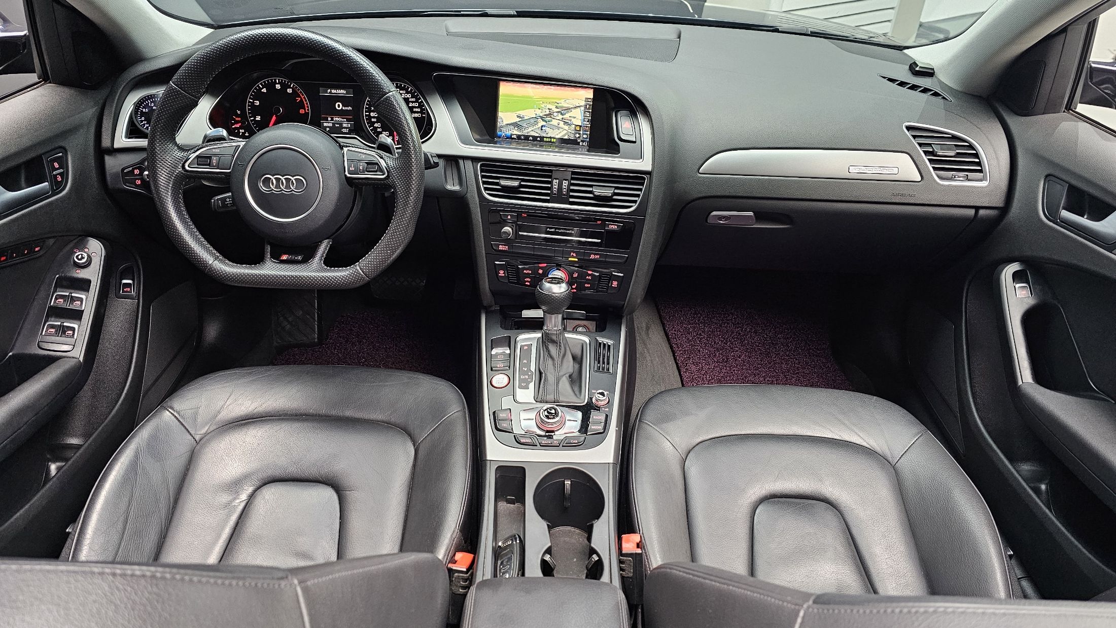 AUDI A4 2015