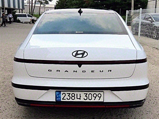 HYUNDAI GRANDEUR HYBRID GN7 2023