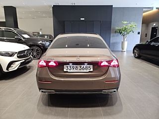 MERCEDES BENZ E-CLASS W214 2024
