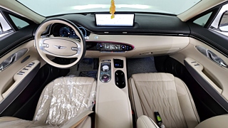 GENESIS GV70 2024