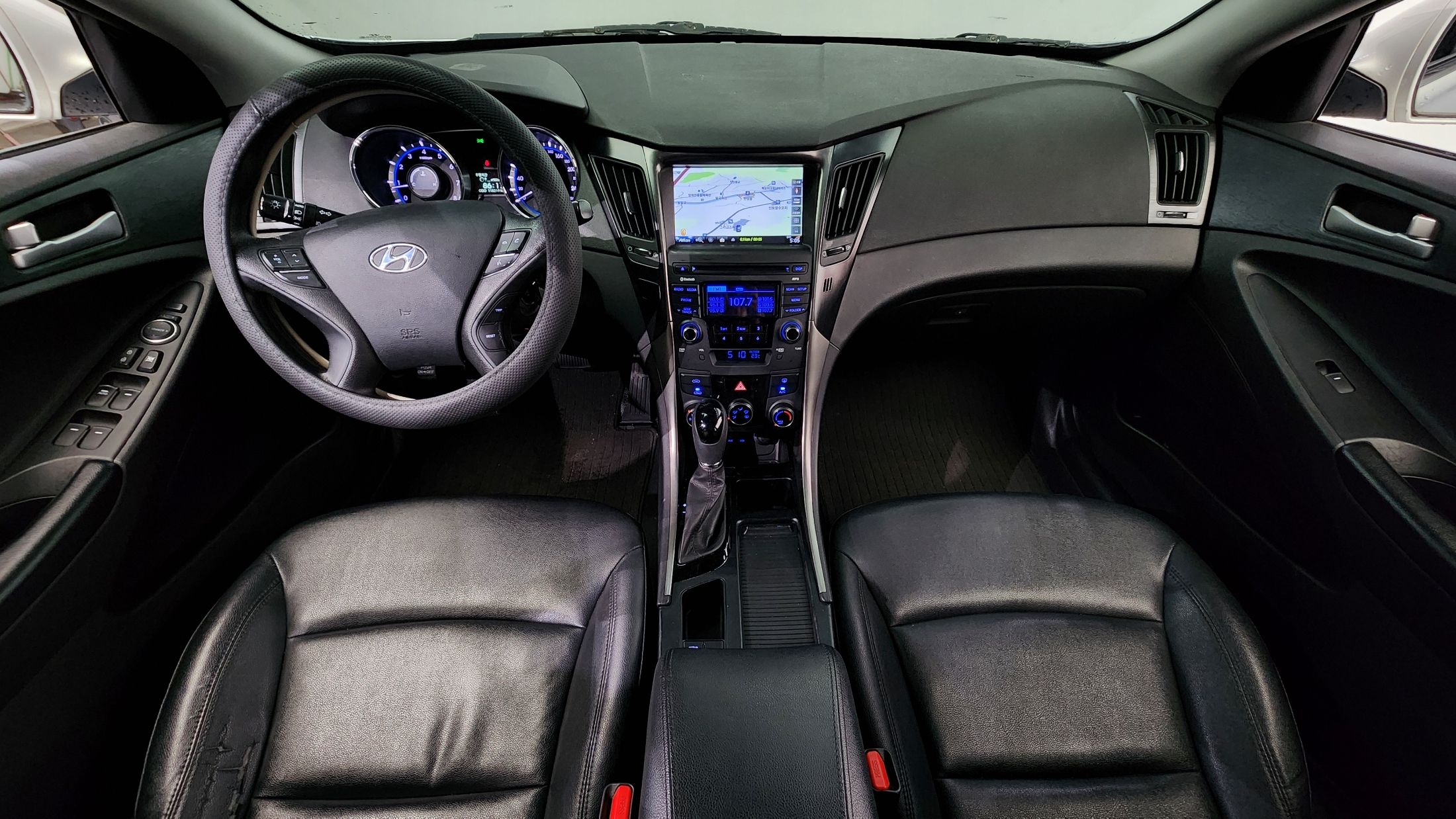 HYUNDAI SONATA THE BRILLIANT 2012
