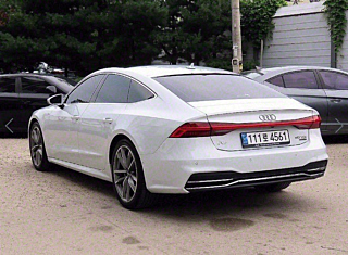 AUDI A7 4K 2020