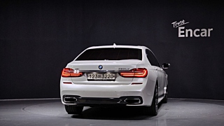 BMW 7-SERIES G11 2018