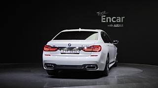 BMW 7-SERIES G11 2018