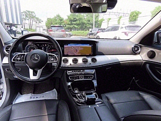 MERCEDES BENZ E-CLASS W213 2018