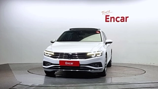 VOLKSWAGEN PASSAT GT B8 2021