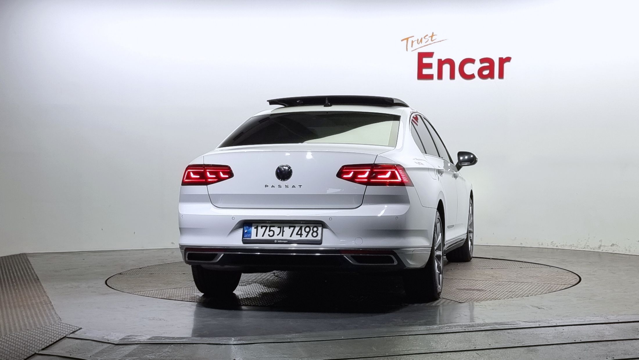 VOLKSWAGEN PASSAT GT B8 2021