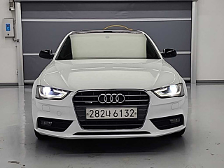 AUDI A4 2012