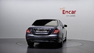 MERCEDES BENZ E-CLASS W213 2019