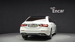 MERCEDES BENZ E-CLASS W213 2022