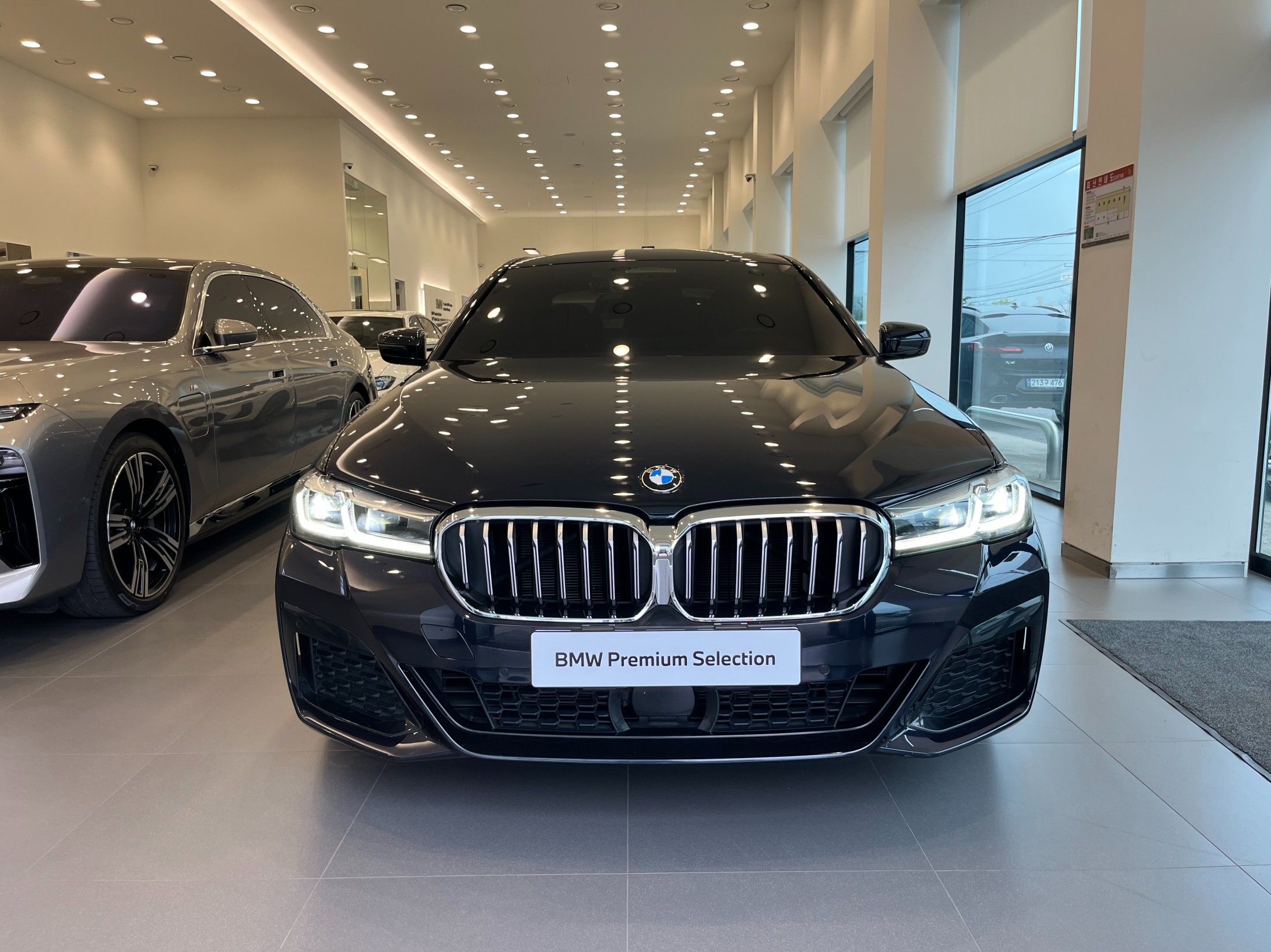 BMW 5-SERIES G30 2022