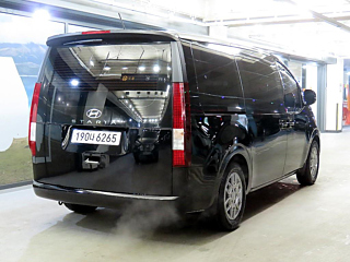 HYUNDAI STARIA 2021