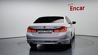BMW 5-SERIES G30 2018