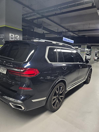 BMW X7 G07 2022