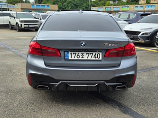 BMW 5-SERIES G30 2018