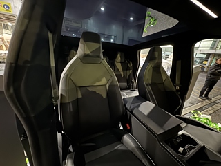 TESLA CYBERTRUCK  AWD 2024