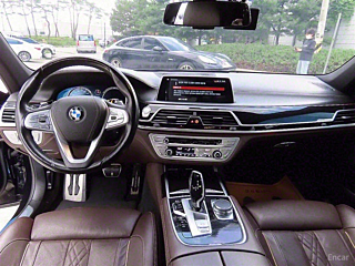 BMW 7-SERIES G11 2018